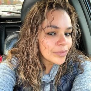 Meet your Posher, Lorena